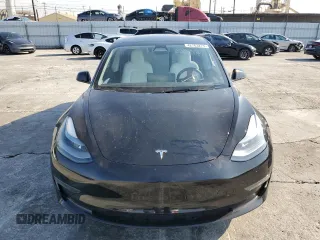 2023 Tesla Model 3 z VIN 5YJ3E1EA0PF646866, wystawiony jako Copart lot #42763275 z przebiegiem 24 382 mil mil oraz Szkoda całkowita • Salvage title. Historia ofert i sprzedaży dostępna na DreamBid. Obrazek 5.