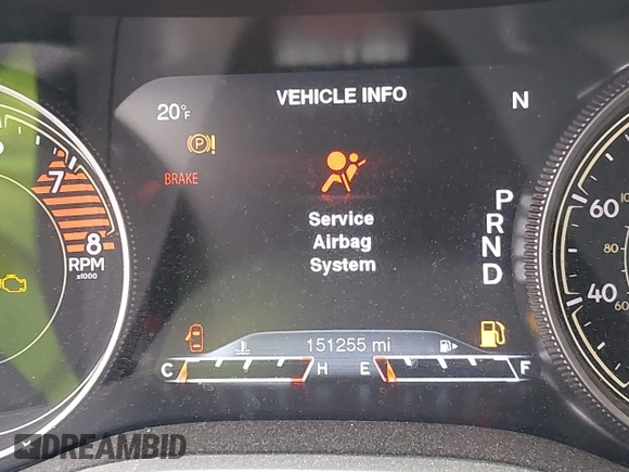 2018 Jeep Cherokee Trailhawk with VIN 1C4PJMBX2JD570976, listed as a IAAI auction lot 41610469 with 151,255 mi miles. Bid and sale history available at carsss.com. Image 7.