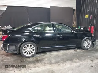 2011 Lexus LS 460 with VIN JTHCL5EF0B5008943, listed as a IAAI auction lot 41919108 with 304,511 mi miles and . Bid and sale history available at DreamBid. Image 14.