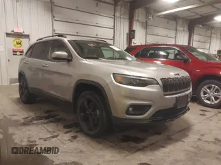2019 Jeep Cherokee Latitude Plus with VIN 1C4PJMLX2KD427395, listed as a IAAI auction lot 41586532 with 84,033 mi miles. Bid and sale history available at carsss.com. Image 1.