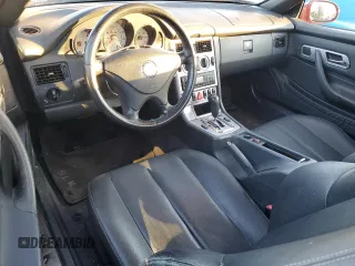 2003 Mercedes-Benz SLK 230 Kompressor z VIN WDBKK49F83F283880, wystawiony jako Copart lot #83435144 z przebiegiem 31 925 mil mil oraz Szkoda całkowita • Salvage title. Historia ofert i sprzedaży dostępna na DreamBid. Obrazek 8.