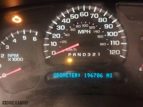 2006 Chevrolet Silverado 2500HD LT2 with VIN 1GCHK29U66E106074, listed as a IAAI auction lot 41871985 with 196,786 mi miles. Bid and sale history available at carsss.com. Image 7.