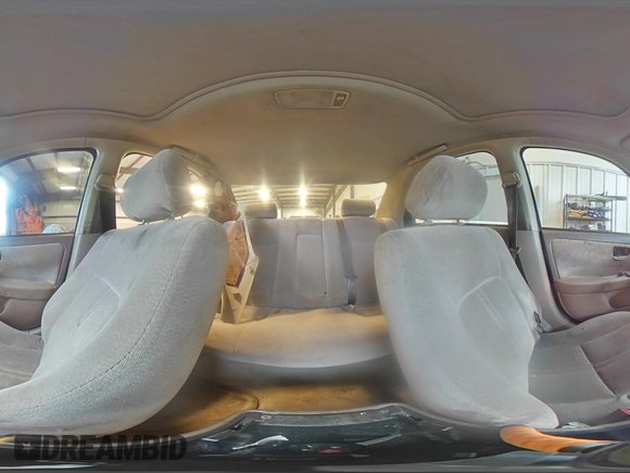 1997 Toyota Camry LE z VIN 4T1BG22K1VU033230, wystawiony jako Copart lot #52619265 z przebiegiem 301 543 mil mil oraz Szkoda całkowita • Salvage title. Historia ofert i sprzedaży dostępna na DreamBid. Obrazek 13.