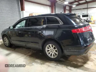 2016 Lincoln MKT z VIN 2LMHJ5NK7GBL02854, wystawiony jako Copart lot #44775285 z przebiegiem 383 459 mil mil oraz Tytuł czysty. Historia ofert i sprzedaży dostępna na DreamBid. Obrazek 2.