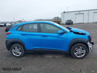 2020 Hyundai Kona SE with VIN KM8K1CAA4LU418696, listed as a IAAI auction lot 41950986 with 75,998 mi miles. Bid and sale history available at carsss.com. Image 14.