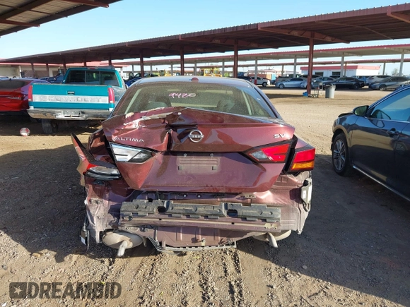 2024 Nissan Altima SV with VIN 1N4BL4DV1RN383465, listed as a IAAI auction lot 42720120 with 44,186 mi miles and . Bid and sale history available at DreamBid. Image 6.