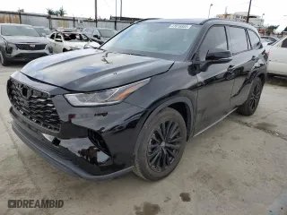 2023 Toyota Highlander L with VIN 5TDKDRAH5PS520675, listed as a Copart auction lot 47816885 with 15,397 mi miles and Salvage Title. Bid and sale history available at carsss.com. Image 1.