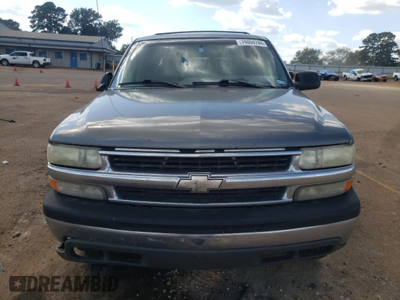 2002 Chevrolet Suburban LS with VIN 3GNEC16ZX2G133511, listed as a Copart auction lot 74059784 with 0 mi miles and Salvage Title. Bid and sale history available at carsss.com. Image 4.