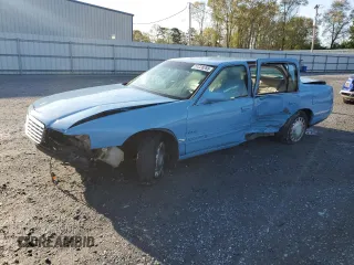 1999 Cadillac DeVille z VIN 1G6KD54Y7XU775279, wystawiony jako Copart lot #51228265 z przebiegiem Nie podano mil oraz Szkody całkowita. Historia ofert i sprzedaży dostępna na DreamBid. Obrazek 1.
