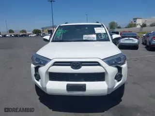 2024 Toyota 4Runner SR5 Premium with VIN JTENU5JR4R6243479, listed as a IAAI auction lot 42068243 with 17,533 mi miles. Bid and sale history available at carsss.com. Image 13.