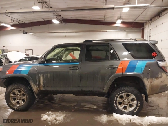 2019 Toyota 4Runner SR5 with VIN JTEBU5JR0K5620419, listed as a IAAI auction lot 41390848 with 93,507 mi miles. Bid and sale history available at carsss.com. Image 14.