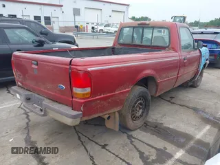 1997 Ford Ranger XLT z VIN 1FTCR10A3VPB61037, wystawiony jako IAAI lot #42298984 z przebiegiem 123 429 mil mil oraz . Historia ofert i sprzedaży dostępna na DreamBid. Obrazek 4.