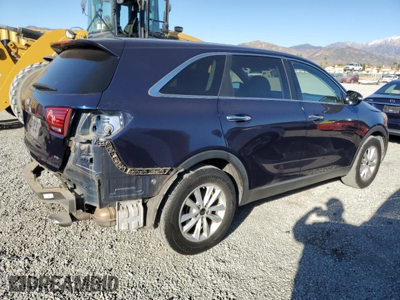 2020 Kia Sorento LX V6 with VIN 5XYPG4A52LG618186, listed as a Copart auction lot 46316725 with 52,503 mi miles and Salvage Title. Bid and sale history available at carsss.com. Image 3.