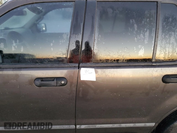 2006 Ford Explorer XLS with VIN 1FMEU62E36UA39653, listed as a Copart auction lot 87682225 with Not Provided miles and Non Repairable. Bid and sale history available at carsss.com. Image 13.