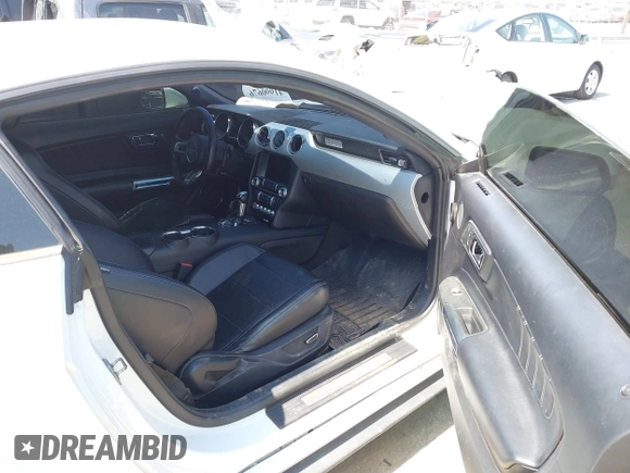2016 Ford Mustang EcoBoost z VIN 1FA6P8TH6G5264879, wystawiony jako IAAI lot #41990676 z przebiegiem 115 000 mil mil oraz . Historia ofert i sprzedaży dostępna na DreamBid. Obrazek 5.