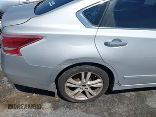 2013 Nissan Altima SV z VIN 1N4BL3AP3DN425384, wystawiony jako IAAI lot #42471028 z przebiegiem 154 095 mil mil oraz . Historia ofert i sprzedaży dostępna na DreamBid. Obrazek 14.