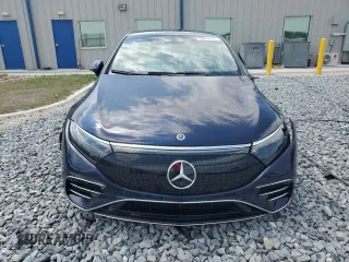 2022 Mercedes-Benz EQS 580 z VIN W1KCG4EB1NA021781, wystawiony jako Copart lot #53314125 z przebiegiem 22 867 mil mil oraz Nie do naprawy. Historia ofert i sprzedaży dostępna na DreamBid. Obrazek 5.