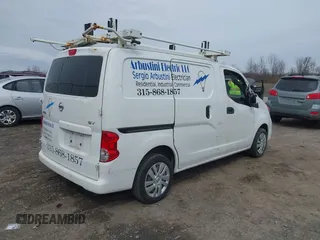 2020 Nissan NV200 SV with VIN 3N6CM0KN2LK695635, listed as a IAAI auction lot 41930277 with 70,193 mi miles and . Bid and sale history available at DreamBid. Image 4.