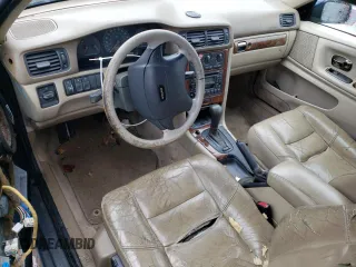 1998 Volvo V70 XC with VIN YV1LZ564XW2455598, listed as a Copart auction lot 43602145 with 200,567 mi miles and Salvage Title. Bid and sale history available at carsss.com. Image 8.