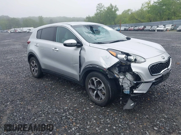 2021 Kia Sportage LX z VIN KNDPMCAC8M7915382, wystawiony jako IAAI lot #42265478 z przebiegiem 20 117 mil mil oraz . Historia ofert i sprzedaży dostępna na DreamBid. Obrazek 1.