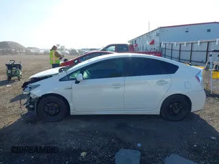 2013 Toyota Prius One with VIN JTDKN3DU7D5560938, listed as a IAAI auction lot 42159210 with 170,931 mi miles and . Bid and sale history available at DreamBid. Image 15.