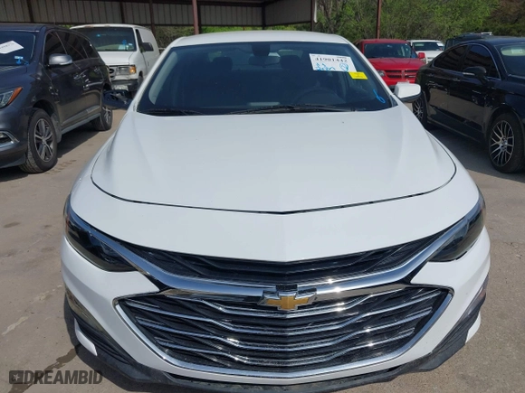 2019 Chevrolet Malibu LT with VIN 1G1ZD5STXKF146723, listed as a IAAI auction lot 41901442 with 61,507 mi miles. Bid and sale history available at carsss.com. Image 6.