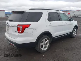 2016 Ford Explorer XLT with VIN 1FM5K8D86GGB65725, listed as a IAAI auction lot 41857272 with 91,410 mi miles. Bid and sale history available at carsss.com. Image 4.