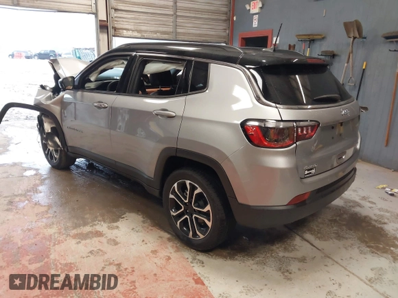 2024 Jeep Compass Limited z VIN 3C4NJDCN3RT578093, wystawiony jako IAAI lot #41567303 z przebiegiem 2 255 mil mil oraz . Historia ofert i sprzedaży dostępna na DreamBid. Obrazek 3.