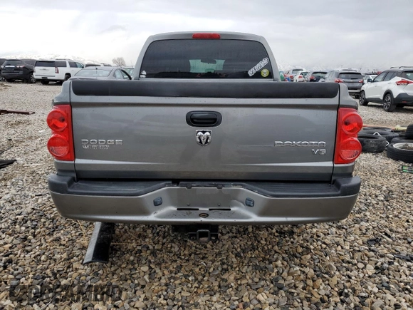 2011 Dodge Dakota с VIN 1D7RE2GK1BS585647, выставлен на аукционе Copart как лот 87689035 с пробегом 190 947 миль миль и Списание • Salvage title. История ставок и продаж доступна на DreamBid. Изображение 6.