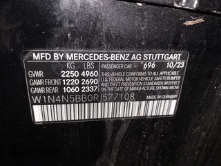 2024 Mercedes-Benz GLA 35 AMG z VIN W1N4N5BB0RJ577108, wystawiony jako IAAI lot #42237048 z przebiegiem 6020 mil mil oraz . Historia ofert i sprzedaży dostępna na DreamBid. Obrazek 9.