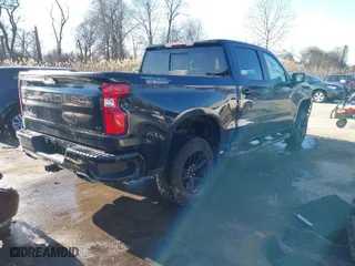 2020 Chevrolet Silverado 1500 LT Trail Boss with VIN 3GCPYFED7LG172161, listed as a IAAI auction lot 41339699 with NaN miles. Bid and sale history available at carsss.com. Image 4.