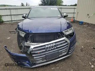 2018 Audi SQ5 Premium Plus with VIN WA1A4AFY1J2122149, listed as a Copart auction lot 65735324 with 89,289 mi miles and Salvage Title. Bid and sale history available at DreamBid. Image 5.