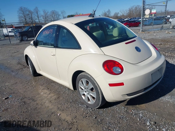 2008 Volkswagen New Beetle Coupe S with VIN 3VWPW31C58M505917, listed as a IAAI auction lot 41510238 with 64,596 mi miles. Bid and sale history available at carsss.com. Image 3.