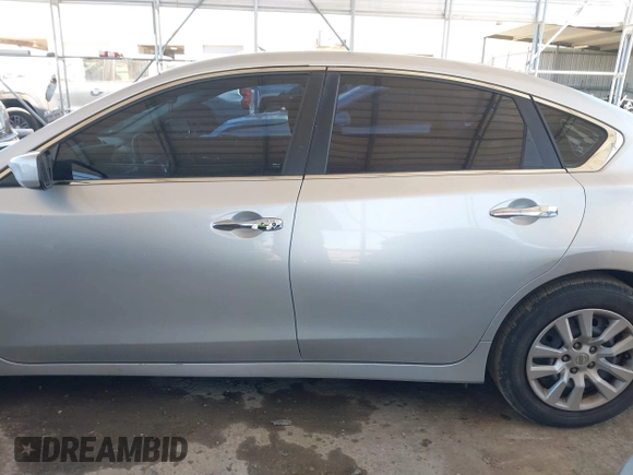 2015 Nissan Altima 2.5 SV with VIN 1N4AL3AP2FC146003, listed as a IAAI auction lot 41657030 with 127,489 mi miles. Bid and sale history available at carsss.com. Image 14.