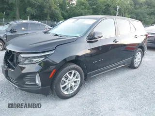 2022 Chevrolet Equinox LT z VIN 2GNAXTEV5N6119786, wystawiony jako IAAI lot #42626991 z przebiegiem 40 277 mil mil oraz . Historia ofert i sprzedaży dostępna na DreamBid. Obrazek 17.