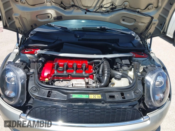 2009 MINI Hardtop S with VIN WMWMF73529TX40576, listed as a IAAI auction lot 42462085 with 77,936 mi miles and . Bid and sale history available at DreamBid. Image 10.