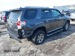 2010 Toyota 4Runner Trail with VIN JTEBU5JR7A5029454, listed as a IAAI auction lot 41660489 with 71,641 mi miles and . Bid and sale history available at DreamBid. Image 4.