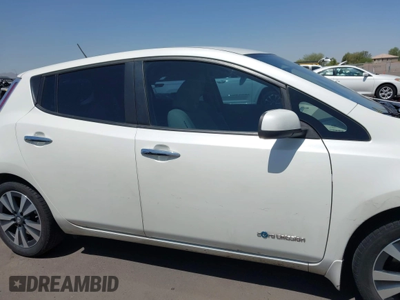 2017 Nissan LEAF SV with VIN 1N4BZ0CP1HC304381, listed as a IAAI auction lot 42532396 with 117,931 mi miles and . Bid and sale history available at DreamBid. Image 14.