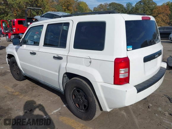 2007 Jeep Patriot Sport with VIN 1J8FT28WX7D372785, listed as a IAAI auction lot 40845970 with 200,000 mi miles and . Bid and sale history available at DreamBid. Image 3.