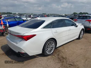 2020 Toyota Avalon Limited z VIN 4T1CZ1FB9LU045562, wystawiony jako IAAI lot #42111643 z przebiegiem 24 065 mil mil oraz . Historia ofert i sprzedaży dostępna na DreamBid. Obrazek 4.