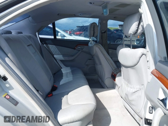 2001 Mercedes-Benz S 320/430/500 with VIN WDBNG70J51A197017, listed as a IAAI auction lot 41936977 with Not Provided miles and . Bid and sale history available at carsss.com. Image 8.