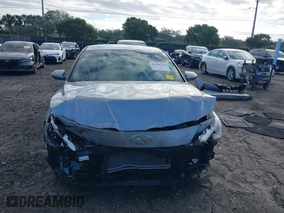 2022 Hyundai Elantra SEL with VIN 5NPLM4AG4NH057669, listed as a IAAI auction lot 41650329 with 14,763 mi miles and . Bid and sale history available at DreamBid. Image 6.