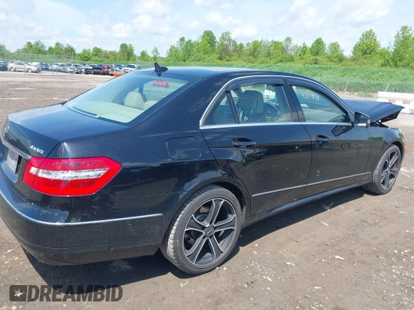 2011 Mercedes-Benz E 350 Luxury с VIN WDDHF8HB6BA430947, выставлен на аукционе IAAI как лот 42378418 с пробегом 89 759 миль миль и . История ставок и продаж доступна на DreamBid. Изображение 4.