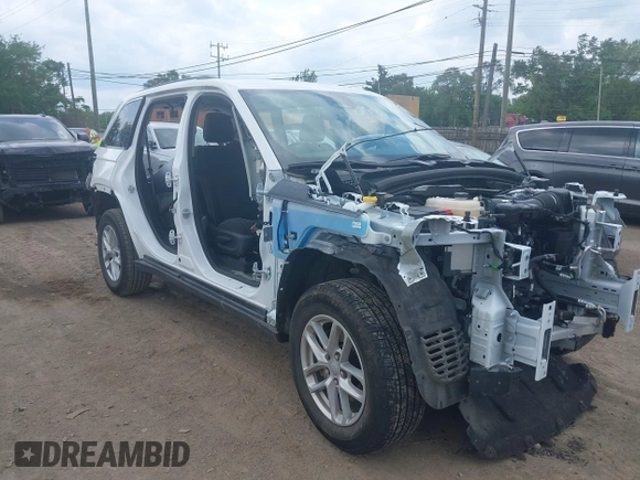 2023 Jeep Grand Cherokee Altitude with VIN 1C4RJHAG7PC642934, listed as a IAAI auction lot 42479773 with Not provided miles and . Bid and sale history available at DreamBid. Image 1.
