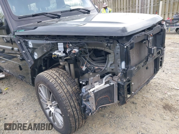 2019 Mercedes-Benz G 63 AMG with VIN WDCYC7HJ2KX309764, listed as a IAAI auction lot 41937326 with 38,179 mi miles and . Bid and sale history available at DreamBid. Image 18.