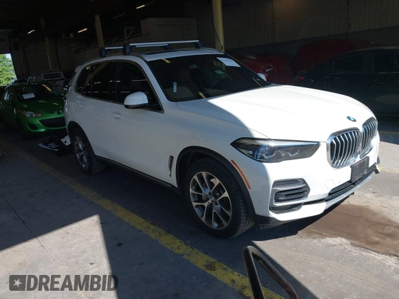2022 BMW X5 xDrive40i with VIN 5UXCR6C09N9M21945, listed as a IAAI auction lot 42170363 with 23,537 mi miles and . Bid and sale history available at DreamBid. Image 1.
