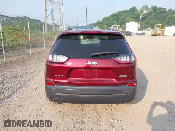 2020 Jeep Cherokee Latitude Plus z VIN 1C4PJMLB6LD585258, wystawiony jako IAAI lot #42411918 z przebiegiem 42 097 mil mil oraz . Historia ofert i sprzedaży dostępna na DreamBid. Obrazek 16.