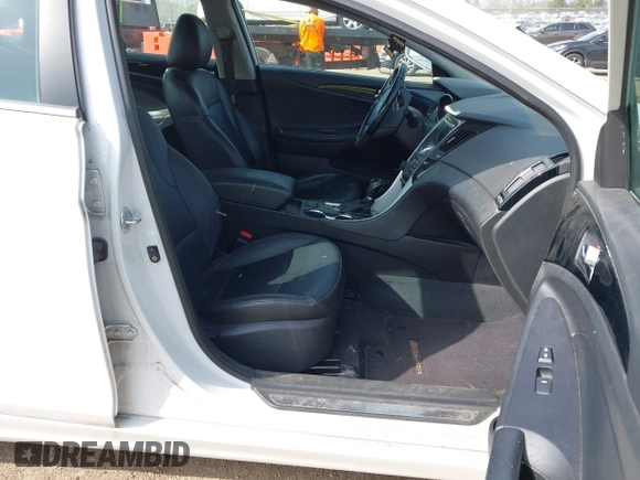 2011 Hyundai Sonata Limited with VIN 5NPEC4ACXBH102893, listed as a IAAI auction lot 42148845 with 80,948 mi miles and . Bid and sale history available at DreamBid. Image 5.