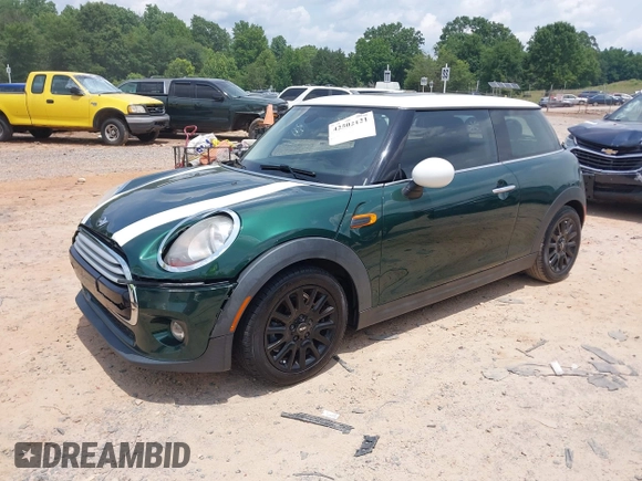 2014 MINI Hardtop with VIN WMWXM5C53ET972847, listed as a IAAI auction lot 42502121 with 165,475 mi miles and . Bid and sale history available at DreamBid. Image 17.