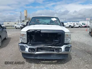 2015 Ford Super Duty F-250 SRW XLT with VIN 1FT7X2B69FEC44250, listed as a IAAI auction lot 42090730 with 286,471 mi miles. Bid and sale history available at carsss.com. Image 12.